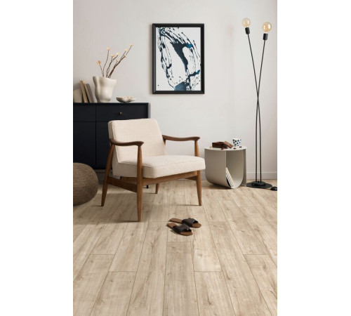 SPC BerryAlloc Pureloc 40 Autumn Oak 5161-8201 (1210x176,6x4+1 IXPE мм, 0,4 мм) (8шт./1,709 м2)