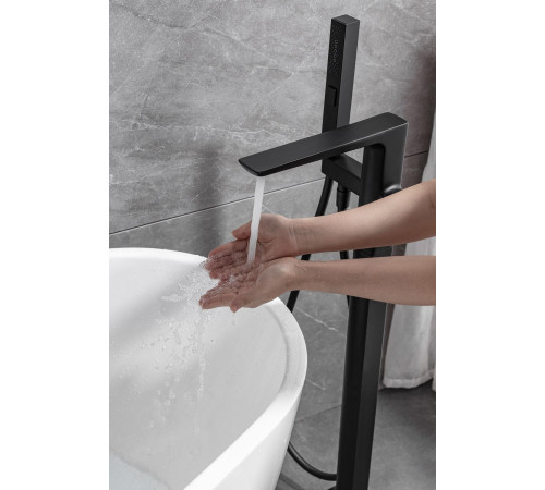 Смеситель для ванны Allen Brau Infinity 5.21009-31 (с внутренней частью) черный матовый