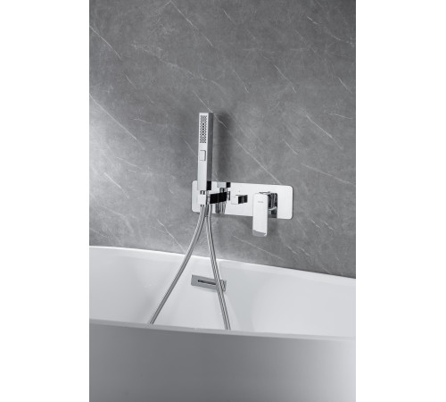 Смеситель для ванны с душем Allen Brau Infinity 5.21007-00 (с внутренней частью) хром